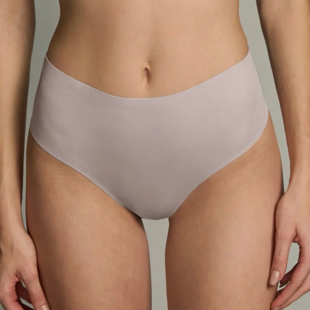 EBY Women’s Raindrop Highwaisted Thong Lilac Light Purple Size Large NWT No Slip